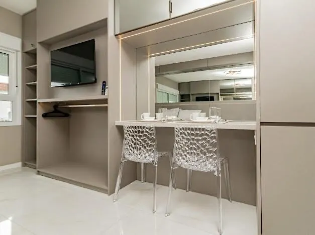 208 Premium 450m Do Consulado Apartment